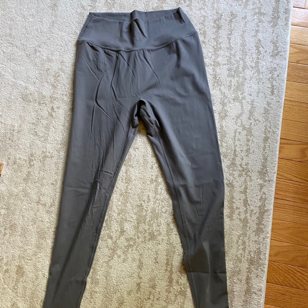 Alphalete Leggings